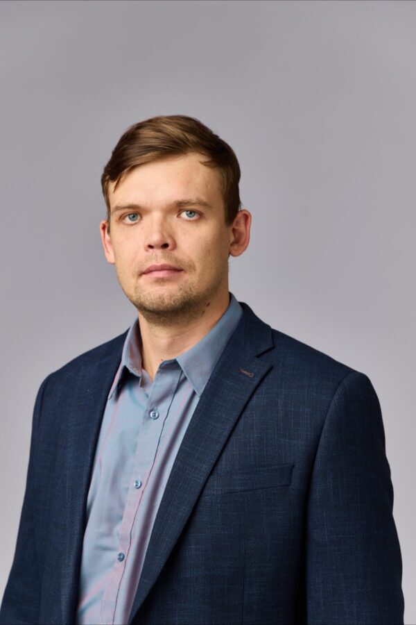 Денис Халаев